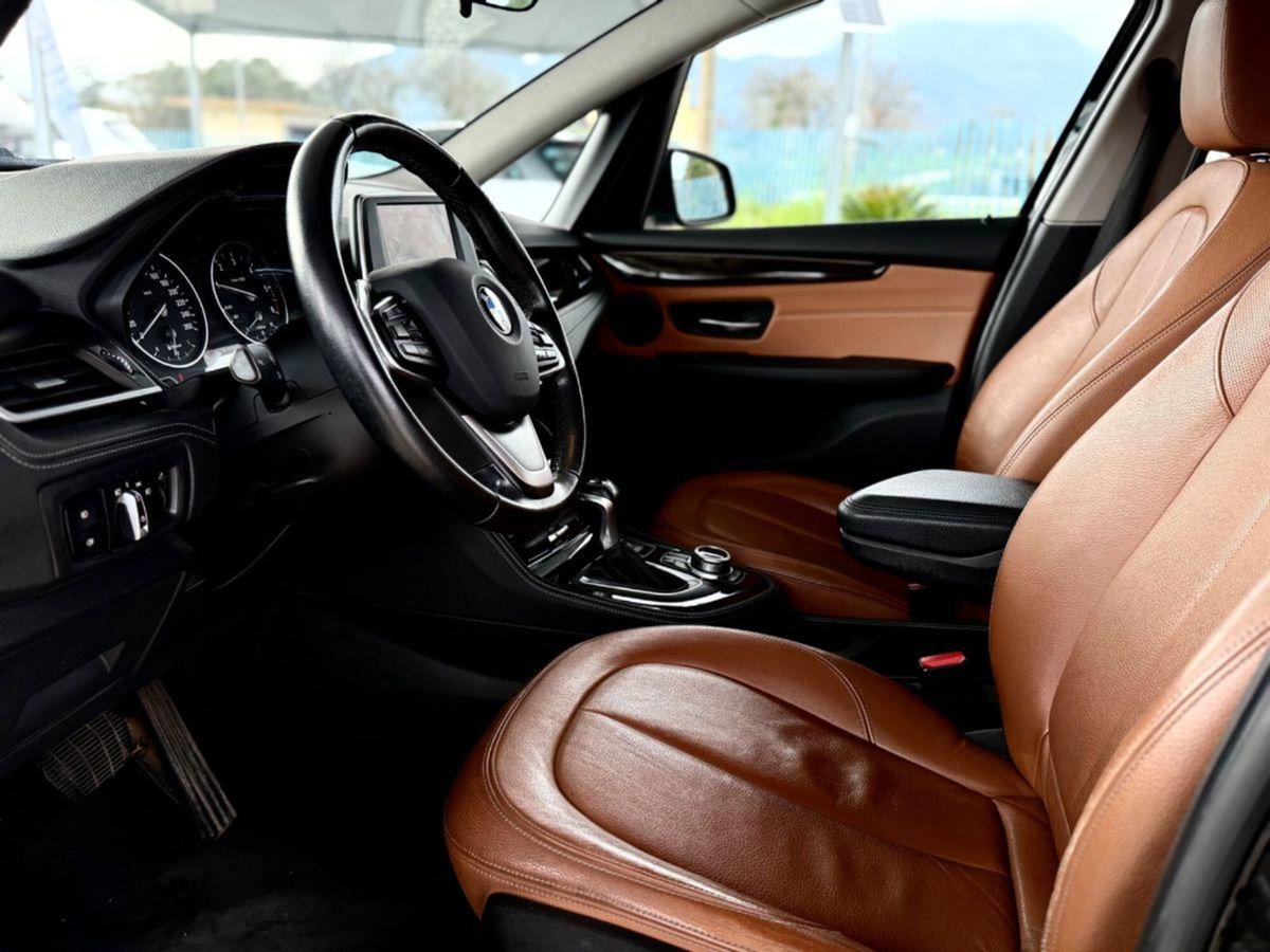 BMW Serie 2 Active Tourer 216d  Luxury (10)