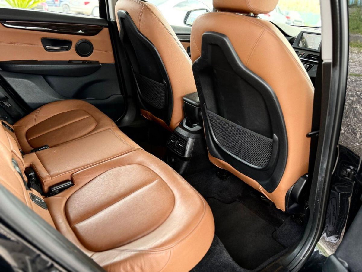 BMW Serie 2 Active Tourer 216d  Luxury (12)