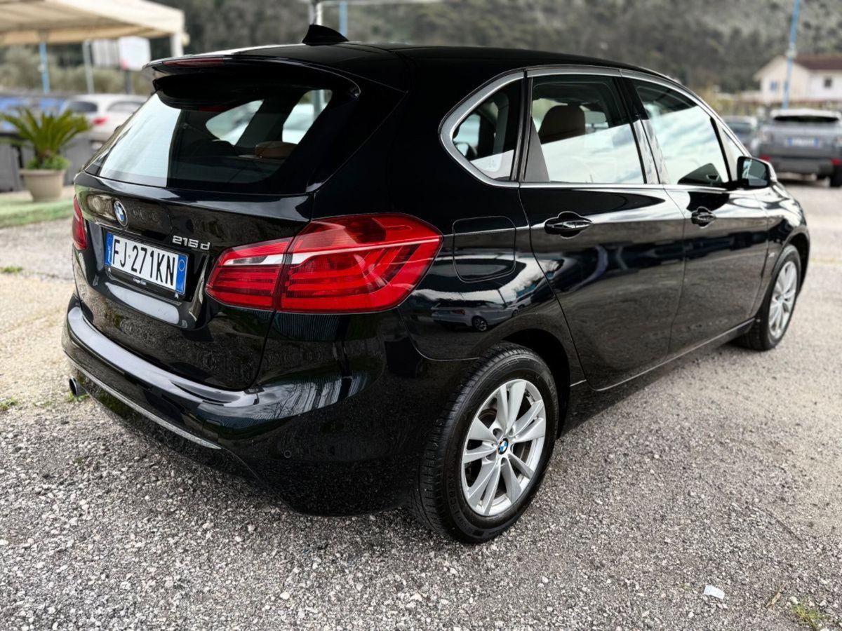 BMW Serie 2 Active Tourer 216d  Luxury (6)