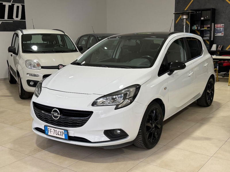 Opel Corsa 1.2 5 porte b-Color