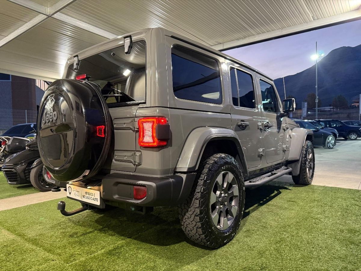 Jeep Wrangler Unlimited 2.2 Mjt II Sahara (4)