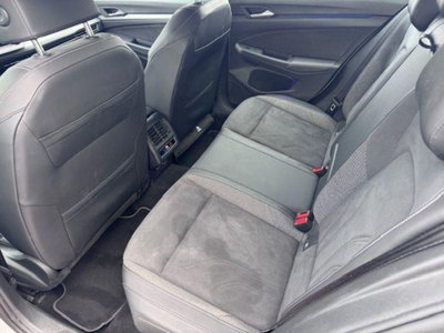 Volkswagen Golf 2.0 TDI 150 CV DSG SCR Style (17)
