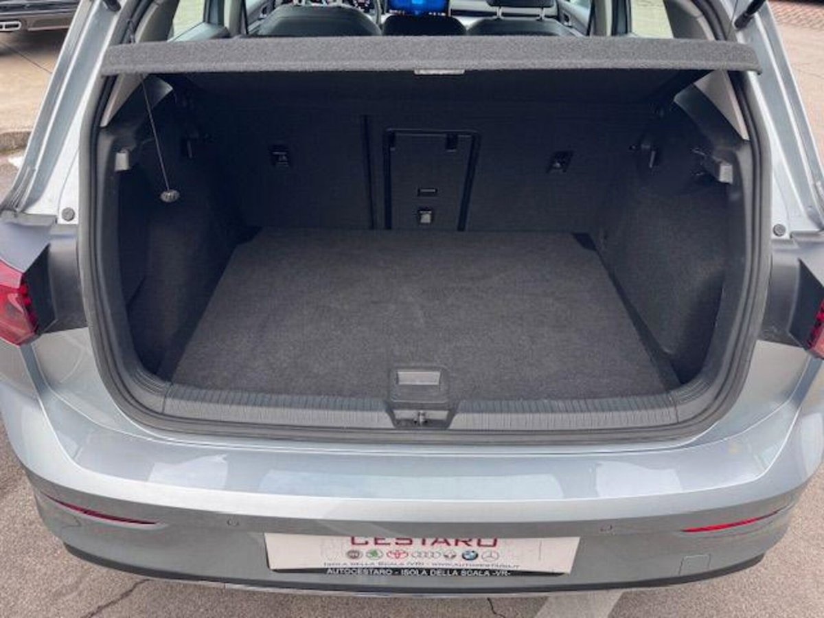 Volkswagen Golf 2.0 TDI 150 CV DSG SCR Style (18)