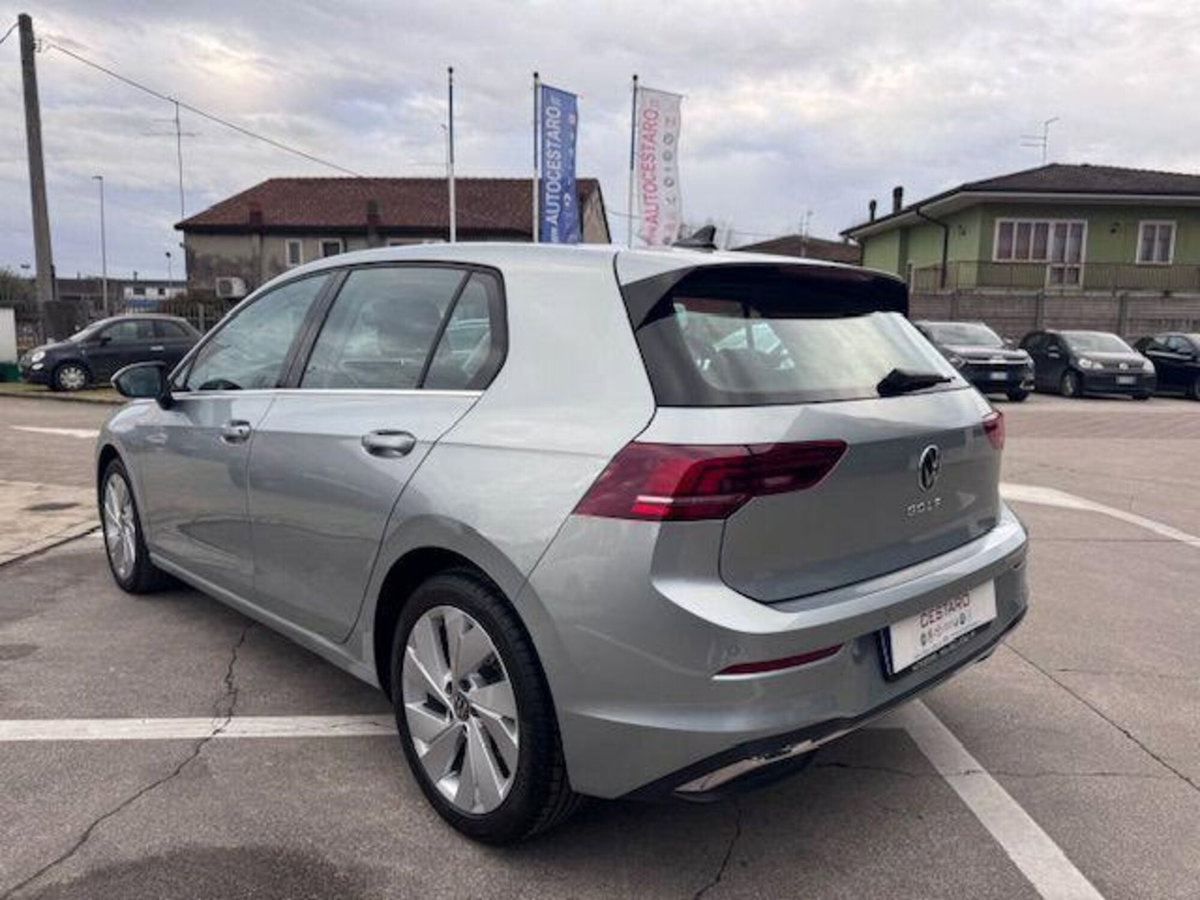 Volkswagen Golf 2.0 TDI 150 CV DSG SCR Style (6)