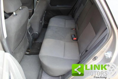 Toyota Auris 1.4 D-4D 5 porte Active (16)