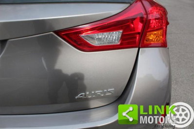 Toyota Auris 1.4 D-4D 5 porte Active (8)