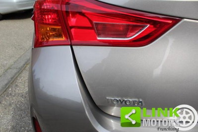 Toyota Auris 1.4 D-4D 5 porte Active (9)
