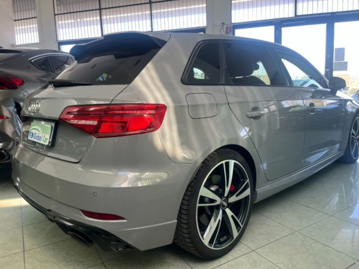 Audi RS 3 Sportback 3 (4)