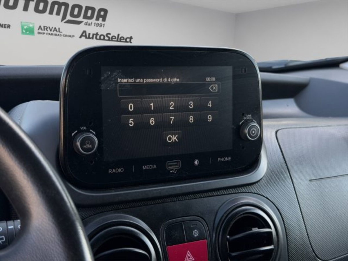 Fiat Fiorino Furgone cargo 1.3 mjt 80cv ecojet E6d-temp (13)