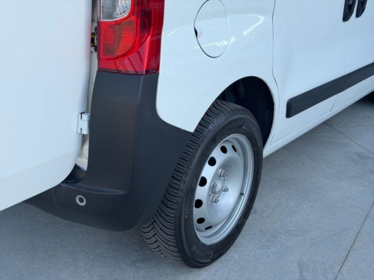 Fiat Fiorino Furgone cargo 1.3 mjt 80cv ecojet E6d-temp (17)