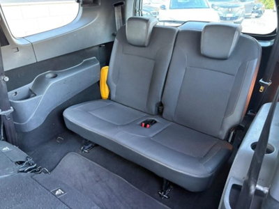 Dacia Lodgy 1.5 dCi 8V 110CV 7 posti Prestige (9)