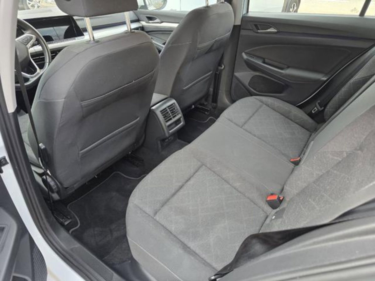 Volkswagen Golf 2.0 TDI SCR Life (7)