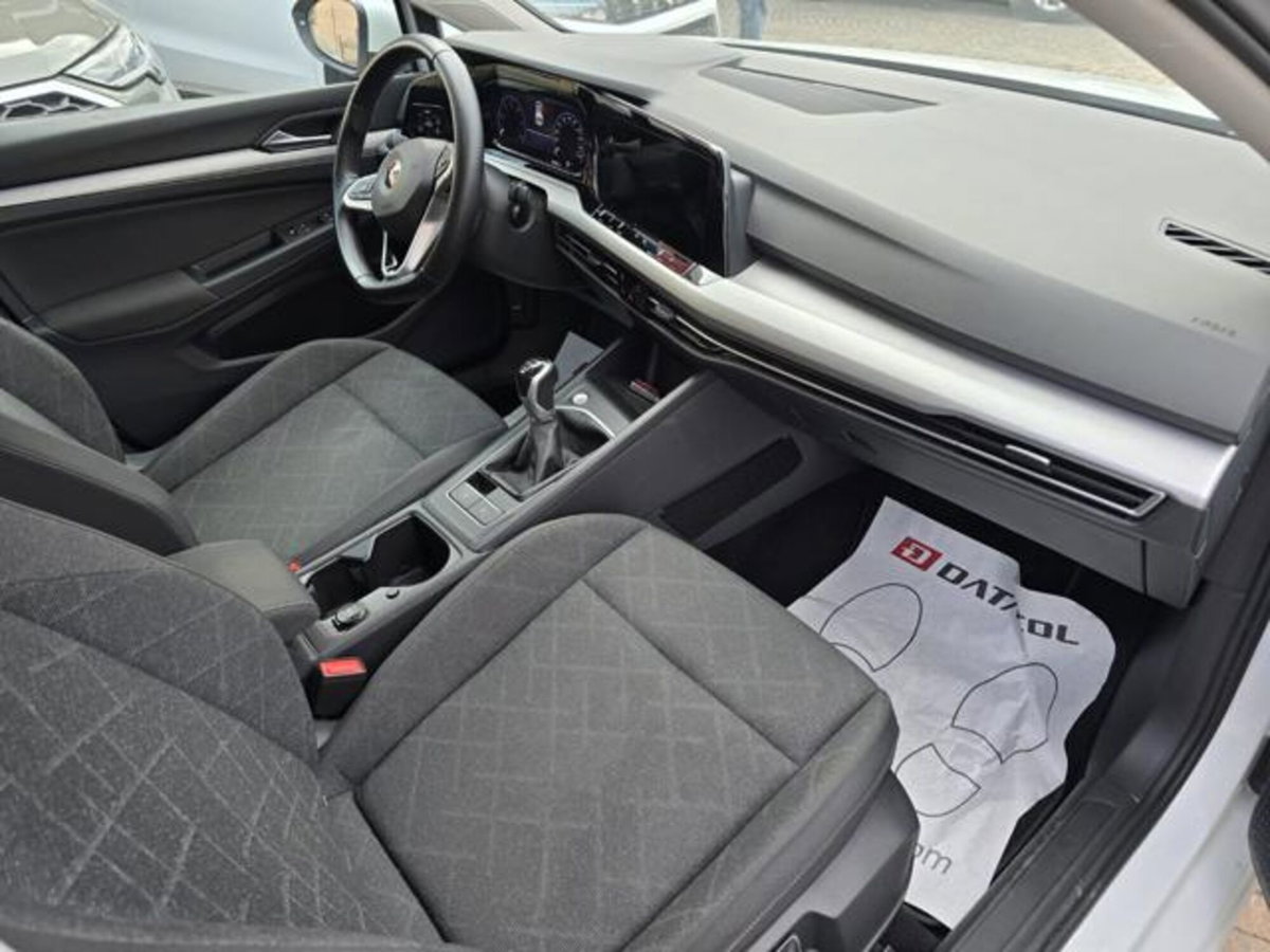 Volkswagen Golf 2.0 TDI SCR Life (9)