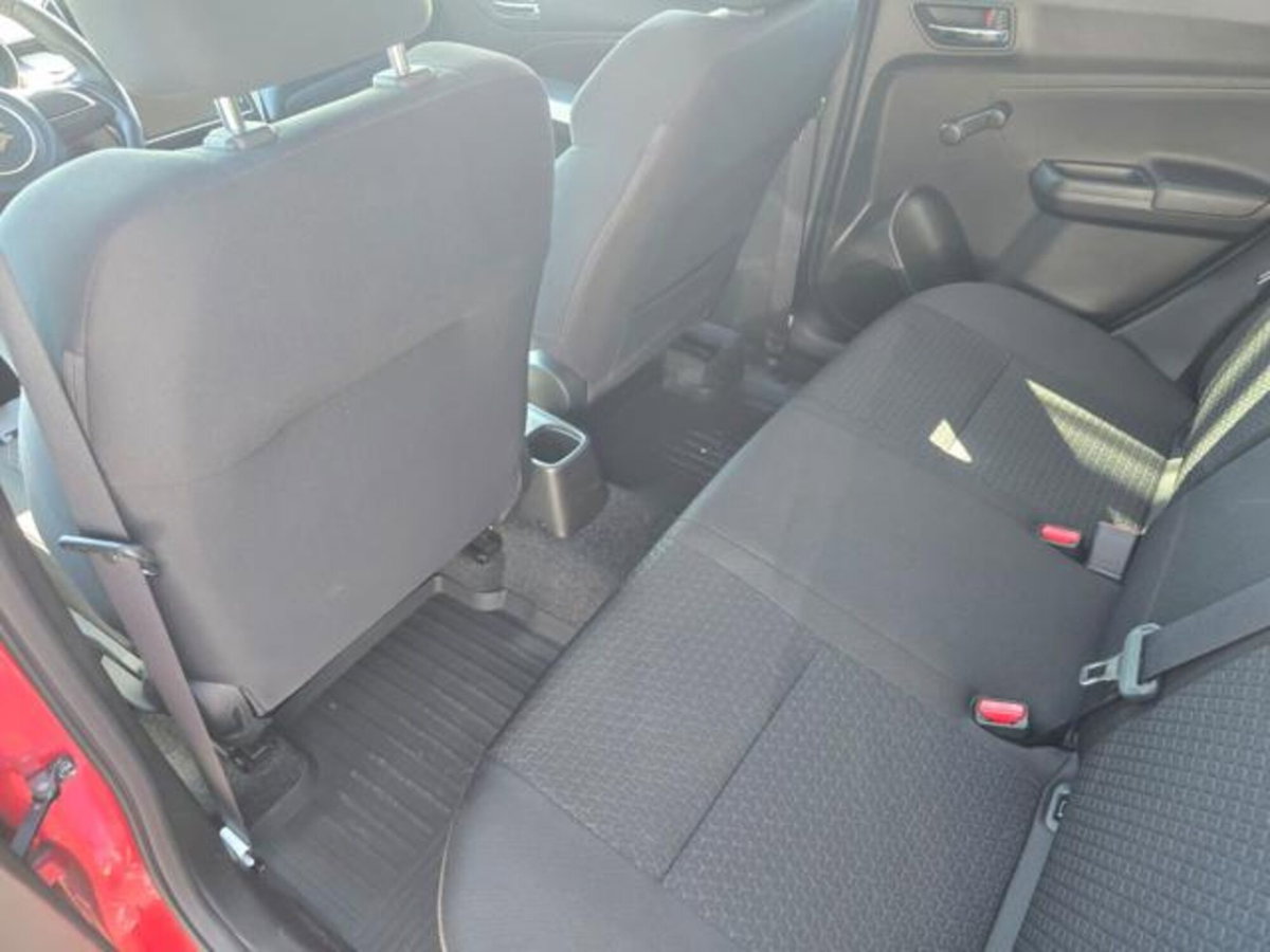Suzuki Swift 1.2 Hybrid 4WD AllGrip Top (8)