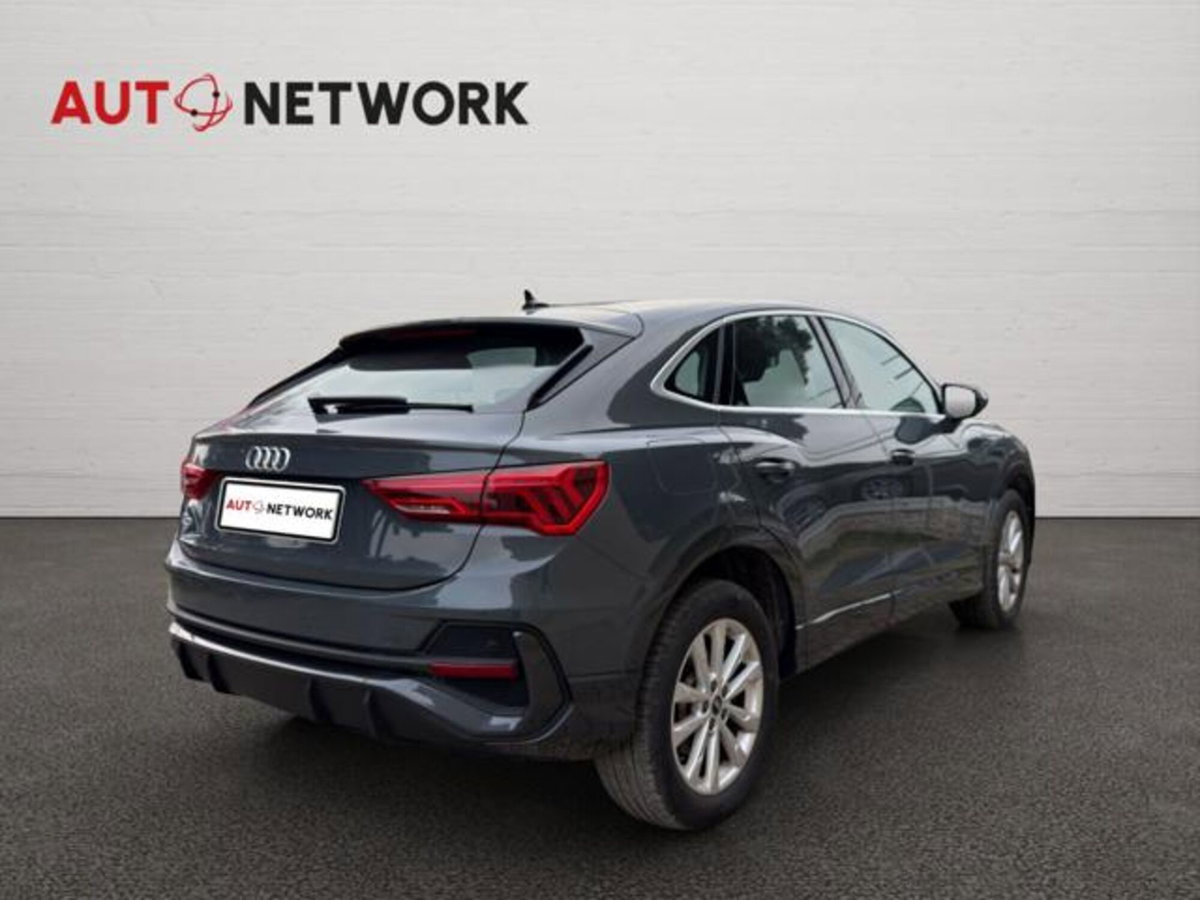 Audi Q3 Sportback 45 TFSI e S tronic Business Plus (2)