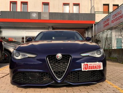 Alfa Romeo Giulia 2.2 Turbodiesel 210 CV AT8 AWD Q4 Veloce (2)