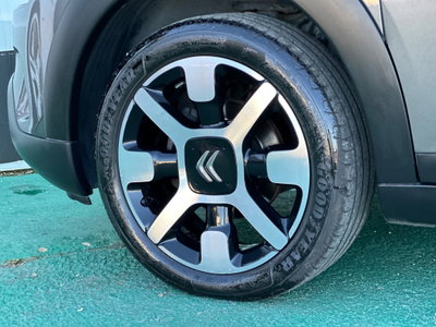 Citroen C4 Cactus BlueHDi 100 S&S Shine Pack (5)