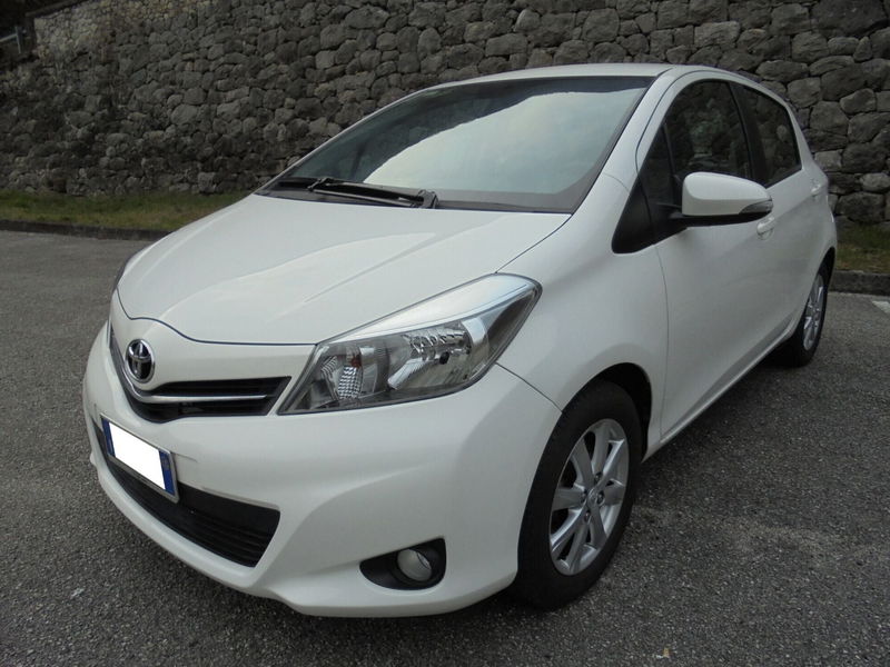 Toyota Yaris 1.0 5 porte Lounge
