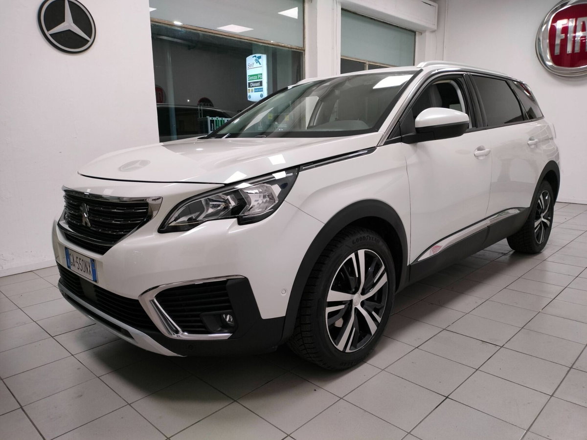 Peugeot 5008 BlueHDi 130 S&S Allure (3)