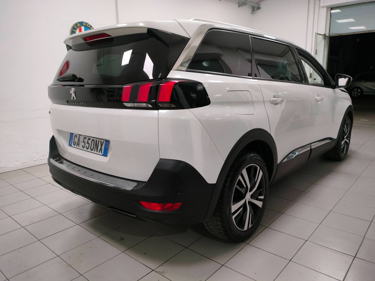 Peugeot 5008 BlueHDi 130 S&S Allure (6)