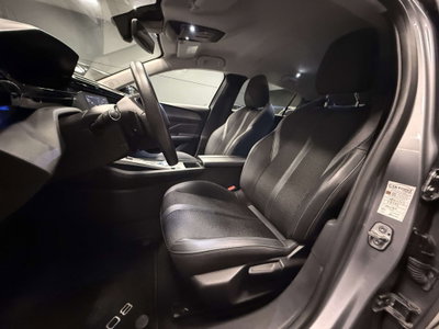 Peugeot 308 BlueHDi 130 S&S EAT8 Allure Pack (8)