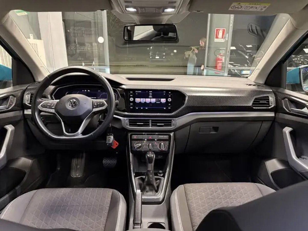 Volkswagen T-Cross 1.0 TSI 115 CV Advanced BMT (10)