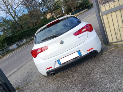 Alfa Romeo Giulietta 1.4 Turbo Distinctive Gpl 120cv E6 (10)