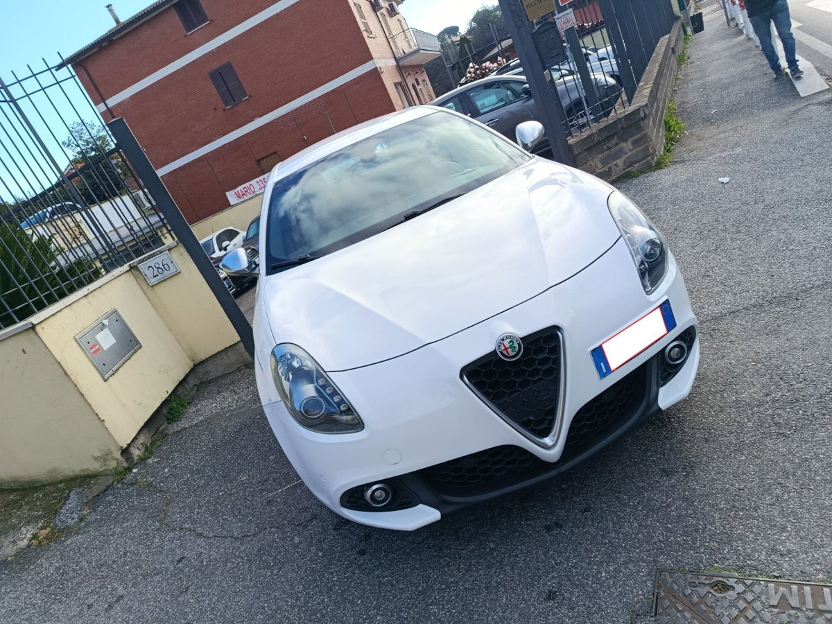 Alfa Romeo Giulietta 1.4 Turbo Distinctive Gpl 120cv E6 (5)