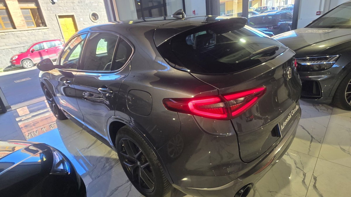 Alfa Romeo Stelvio Stelvio 2.2 Turbodiesel 210 CV AT8 Q4 Veloce Tì (11)