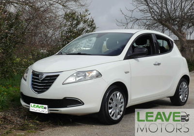 Lancia Ypsilon 0.9 TwinAir 85 CV 5 porte S&S DFN Gold usata