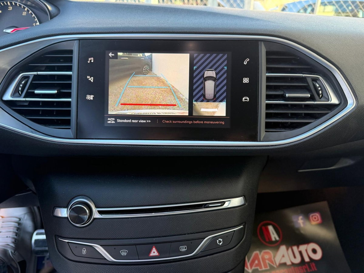 Peugeot 308 BlueHDi 130 S&S Allure (19)