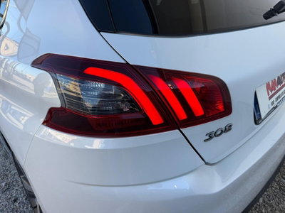 Peugeot 308 BlueHDi 130 S&S Allure (20)
