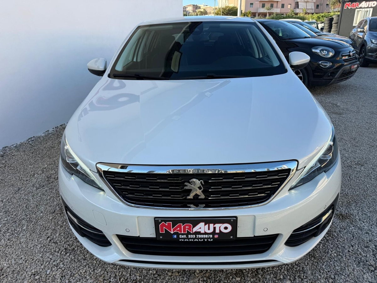 Peugeot 308 BlueHDi 130 S&S Allure (3)