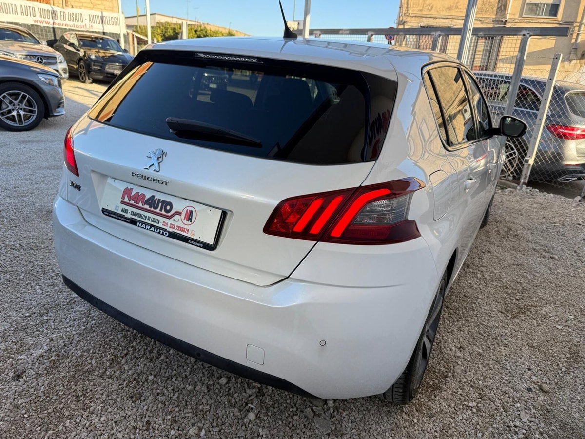 Peugeot 308 BlueHDi 130 S&S Allure (5)