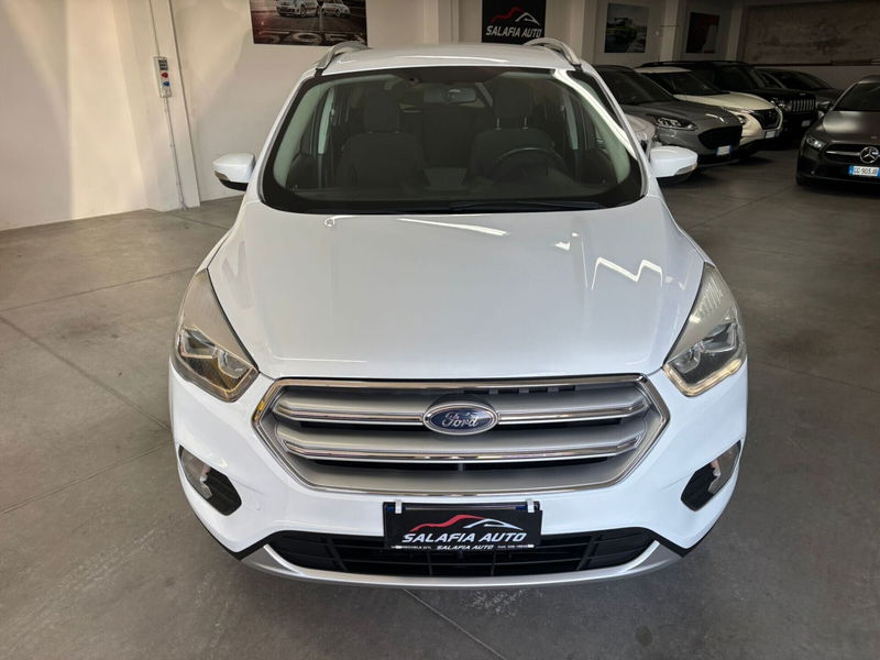 Ford Kuga 1.5 TDCI 120 CV S&S 2WD Powershift Titanium Business