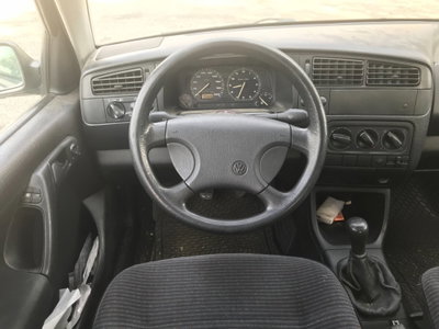 Volkswagen Golf 1.4 cat 5 porte GL (16)
