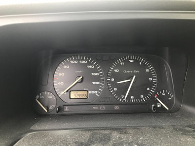 Volkswagen Golf 1.4 cat 5 porte GL (19)