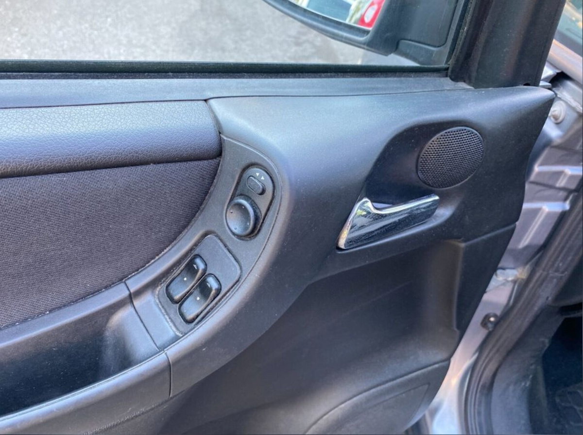 Opel Zafira 16V cat Eco M Club (11)