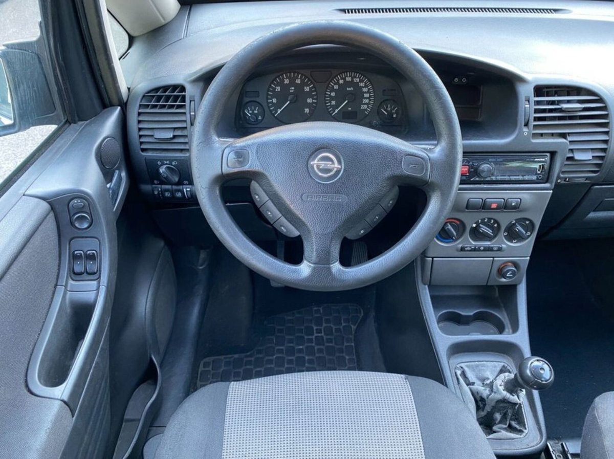 Opel Zafira 16V cat Eco M Club (17)