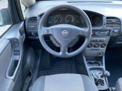 Opel Zafira 16V cat Eco M Club (17)