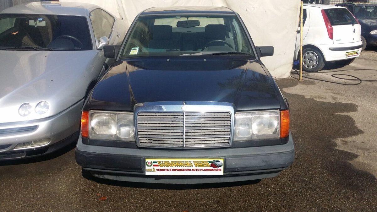 Mercedes-Benz 190 1.8 E cat (2)