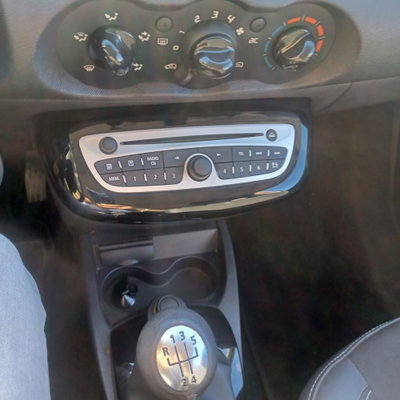 Renault Twingo 1.2 16V LEV Live (8)