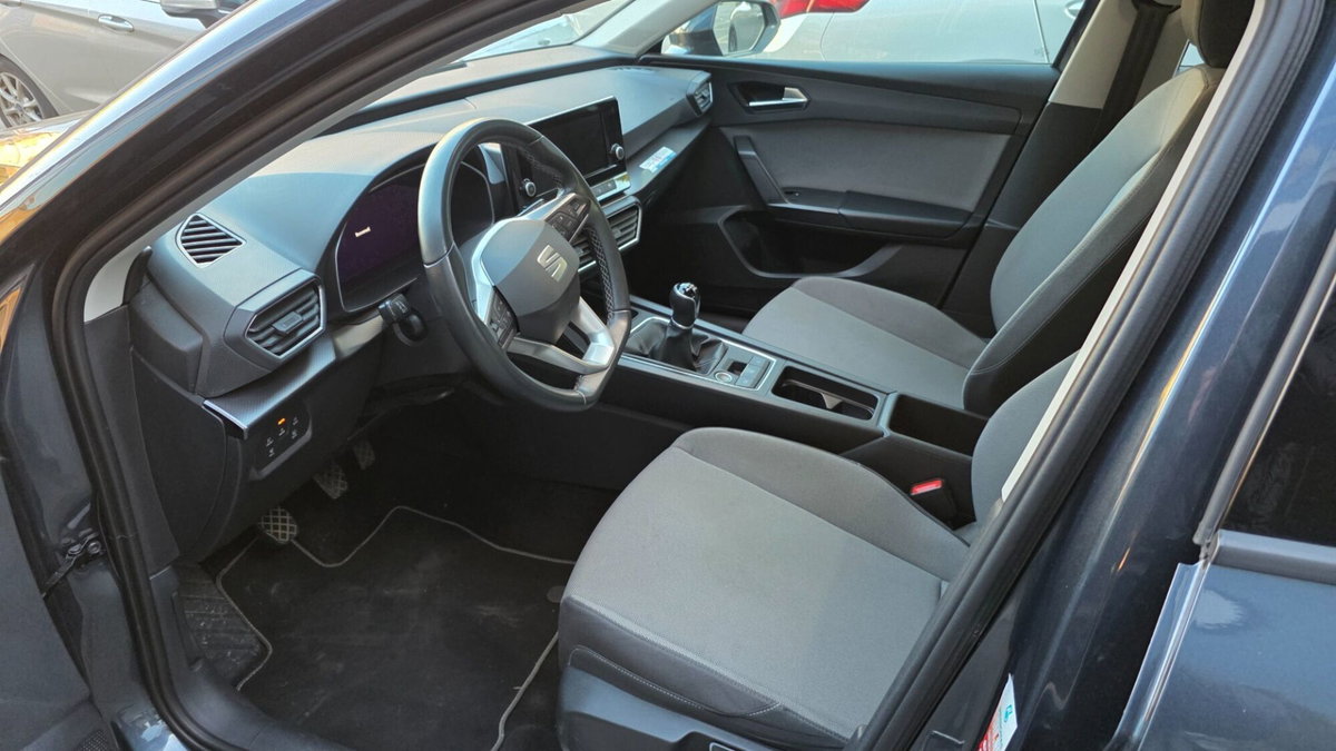 SEAT Leon ST Sportstourer 2.0 tdi Style 116cv (7)