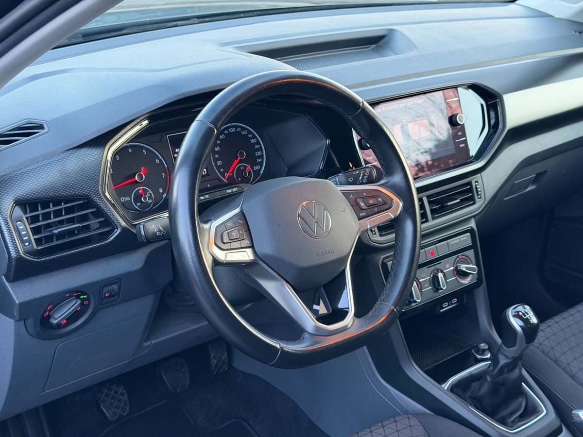 Volkswagen T-Cross 1.0 TSI Style BMT (10)