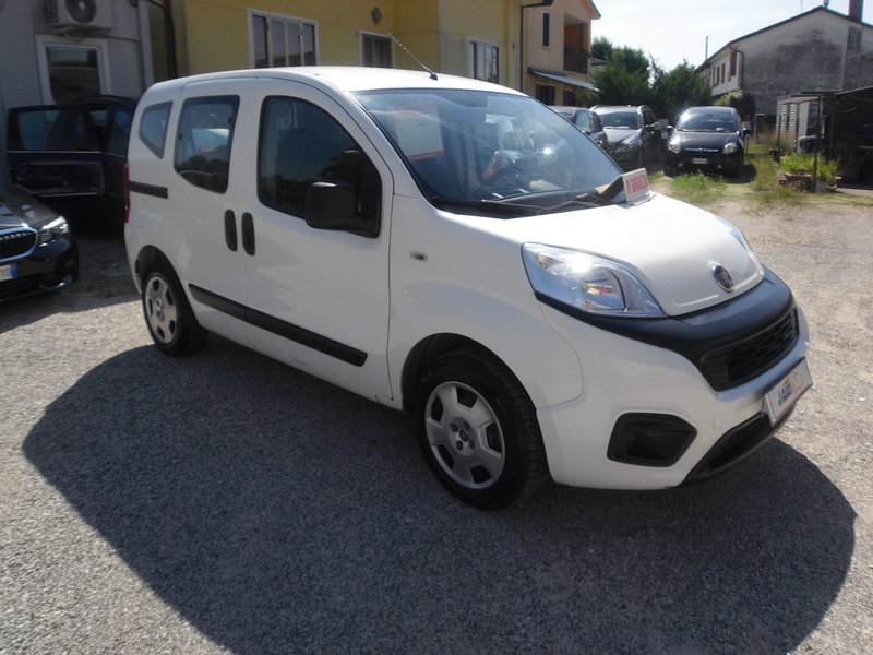 Fiat Qubo 1.4 8V 77 CV Lounge Natural Power