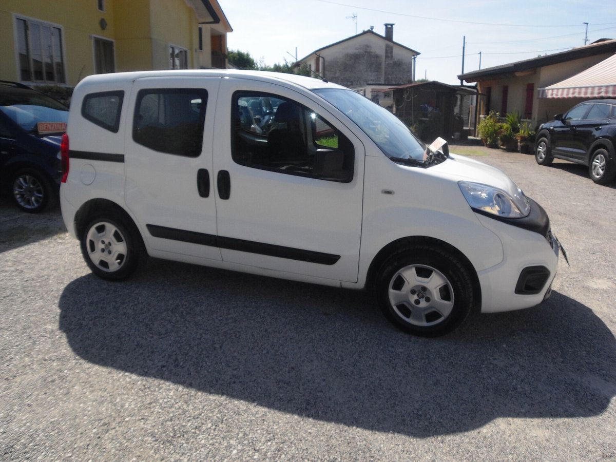 Fiat Qubo 1.4 8V 77 CV Lounge Natural Power (7)