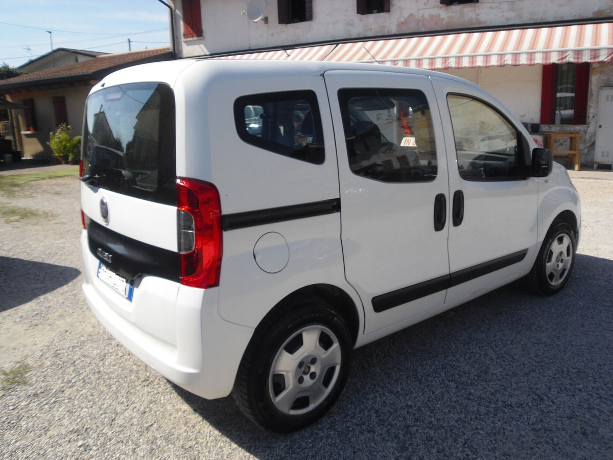 Fiat Qubo 1.4 8V 77 CV Lounge Natural Power (9)
