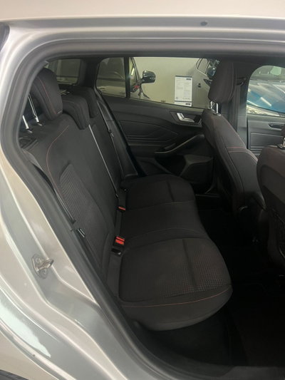 Ford Focus Station Wagon 1.5 TDCi 120 CV Start&Stop SW ST Line (10)