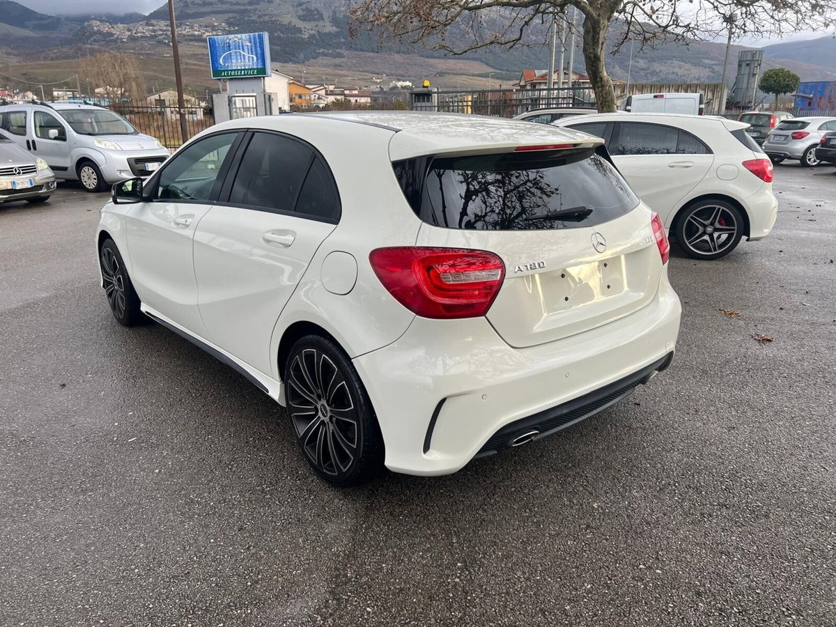 Mercedes-Benz Classe A 180 CDI Premium (4)