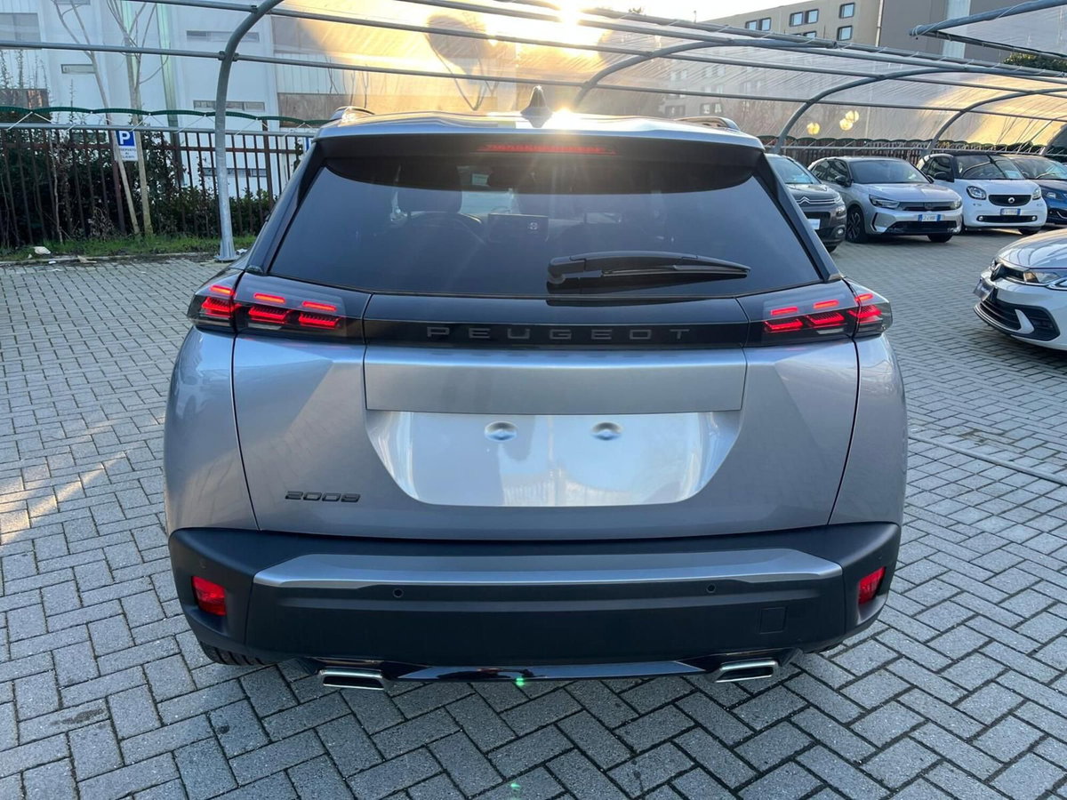 Peugeot 2008 PureTech 130 S&S EAT8 Allure Pack (5)